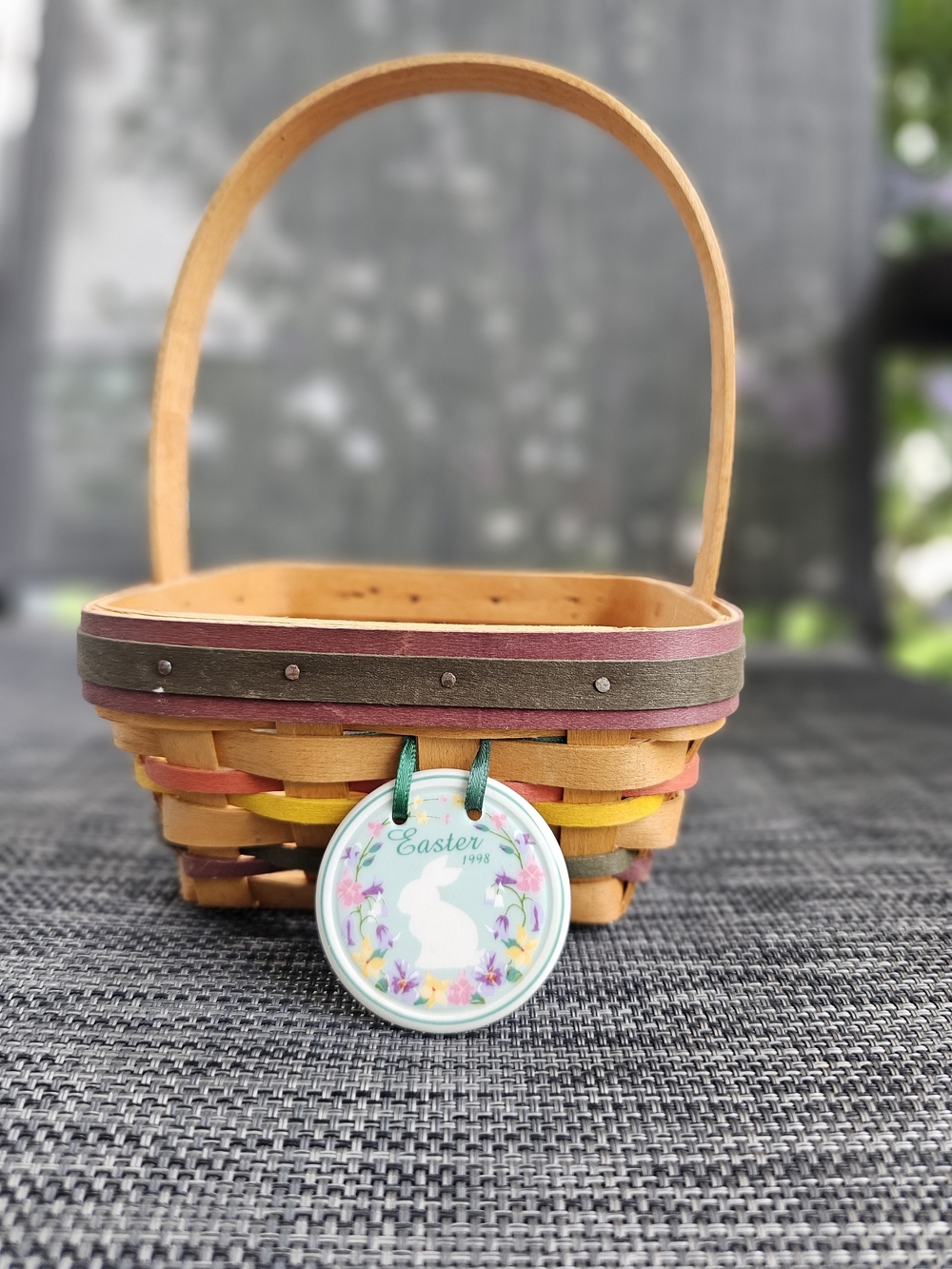 Vintage 1998 Longaberger Small Stained Easter Basket with Tie-On Ceramic Charm